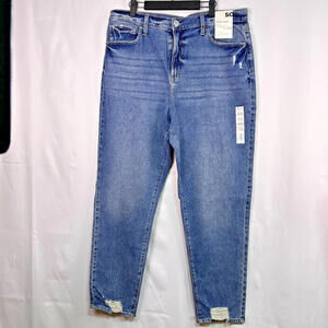 SO High Rise Mom Jeans Women’s Size 17 Long / 33W Distressed Tapered Leg NWT
